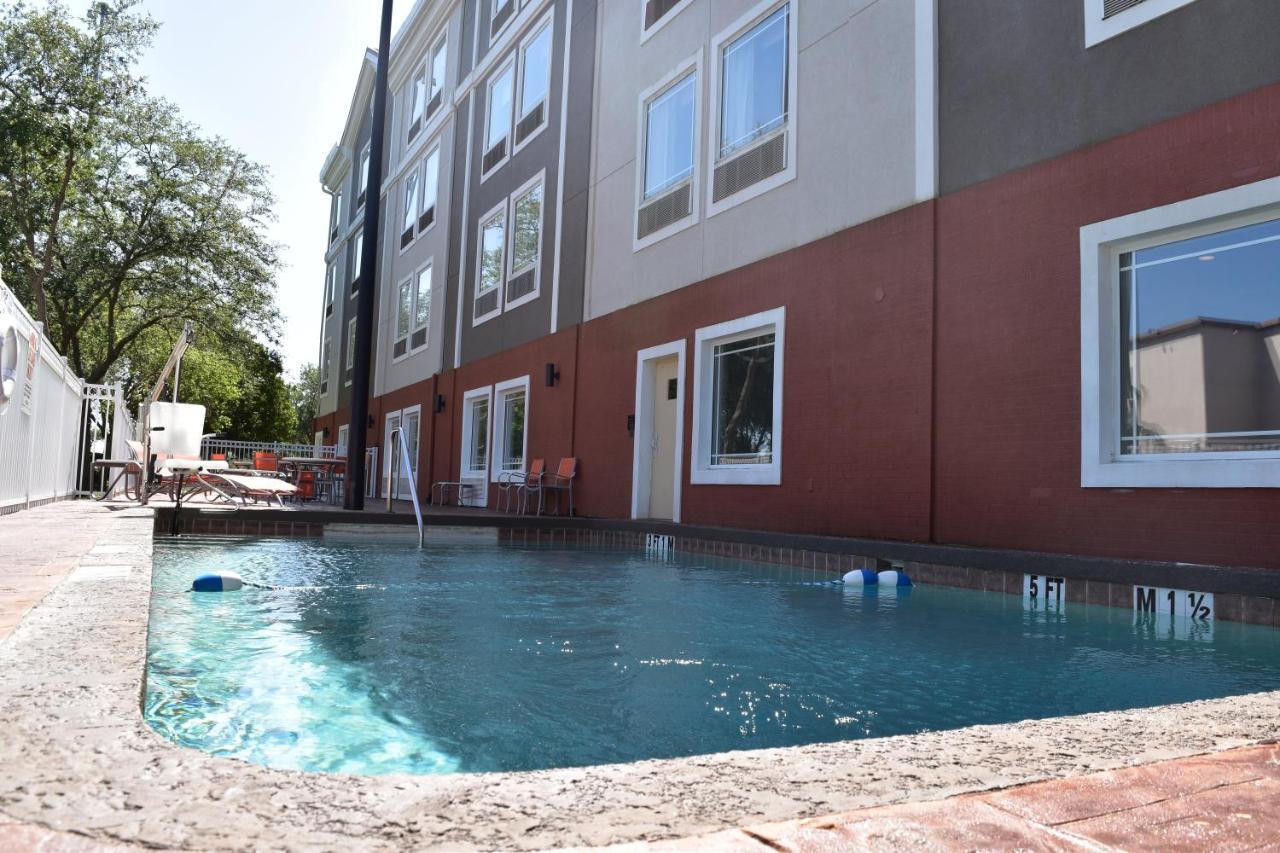Holiday Inn Express Venice By Ihg Buitenkant foto